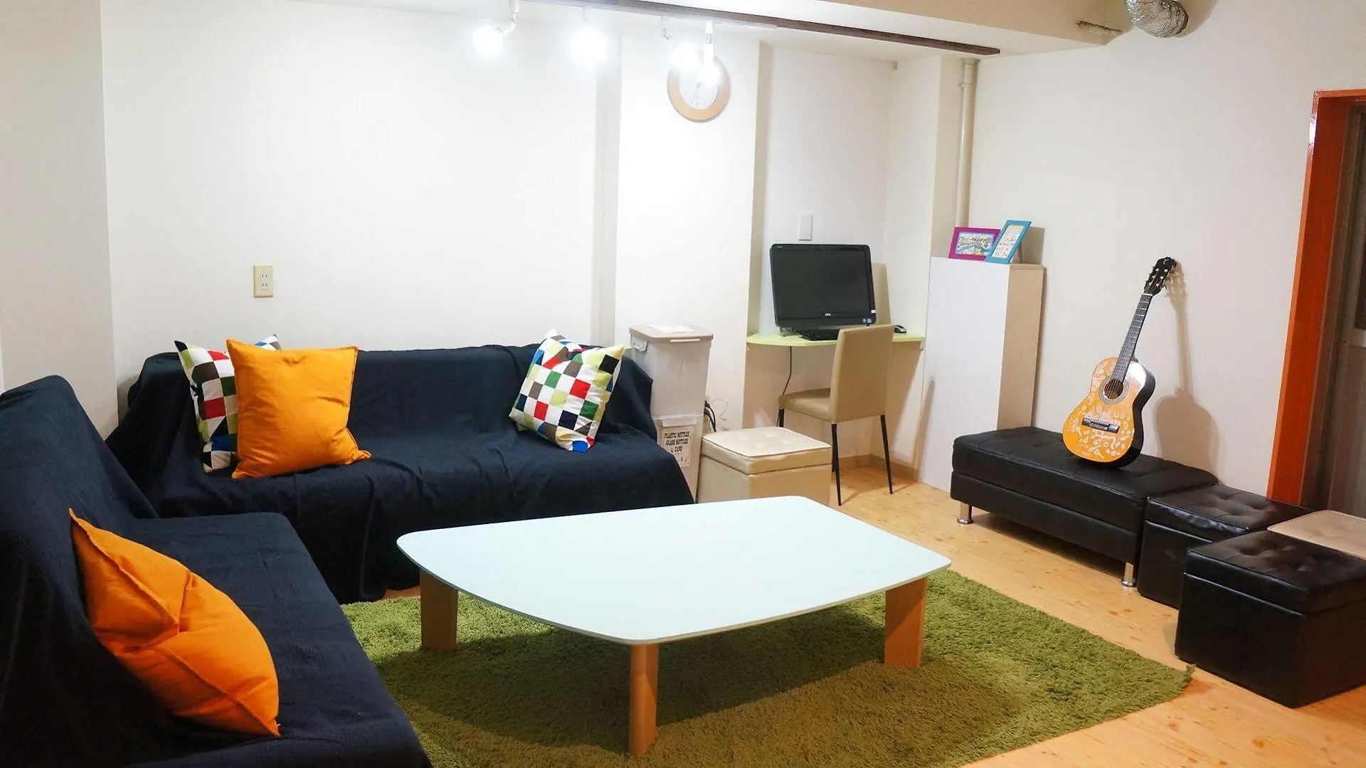 J-Hoppers Osaka Guesthouse