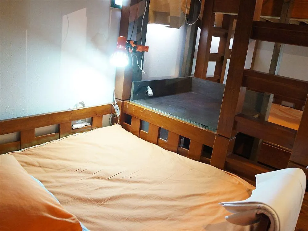 Hostel J-Hoppers Osaka Guesthouse