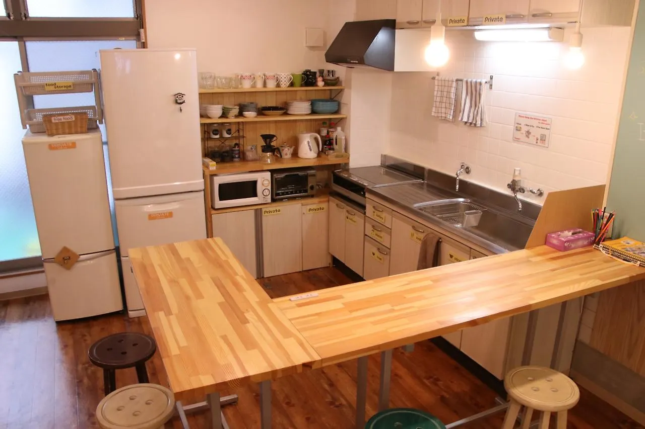 J-Hoppers Osaka Guesthouse Japan