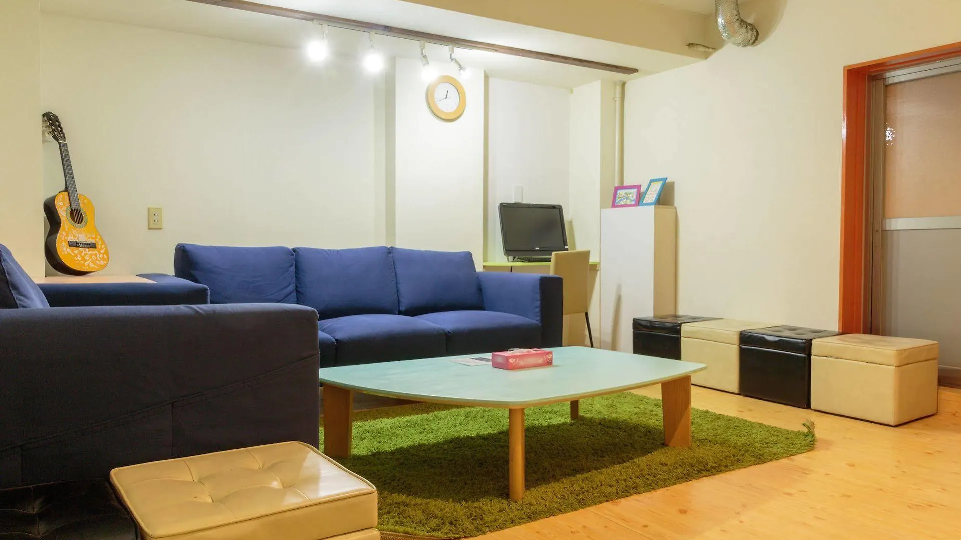 J-Hoppers Osaka Guesthouse Japan